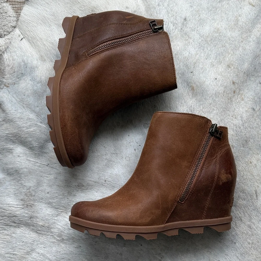 Sorel Joan of Arctic Brown Leather Ankle Boots - Picture 4 of 9